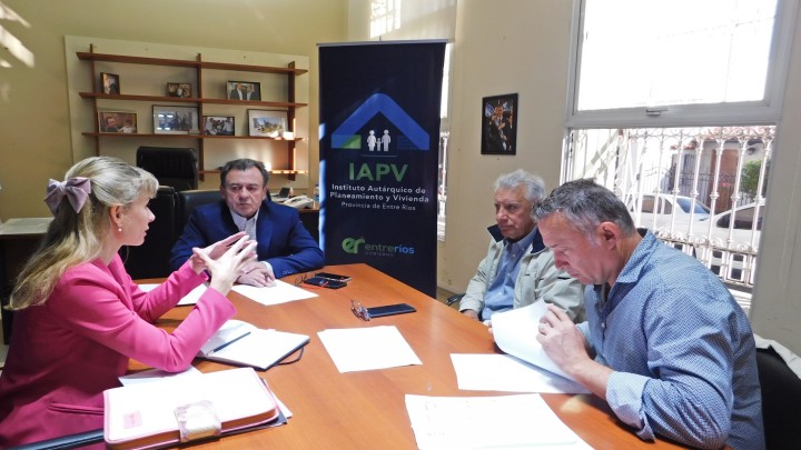 Repasaron junto a dirigentes de la Cámara de la Construcción la política habitacional que se lleva adelante