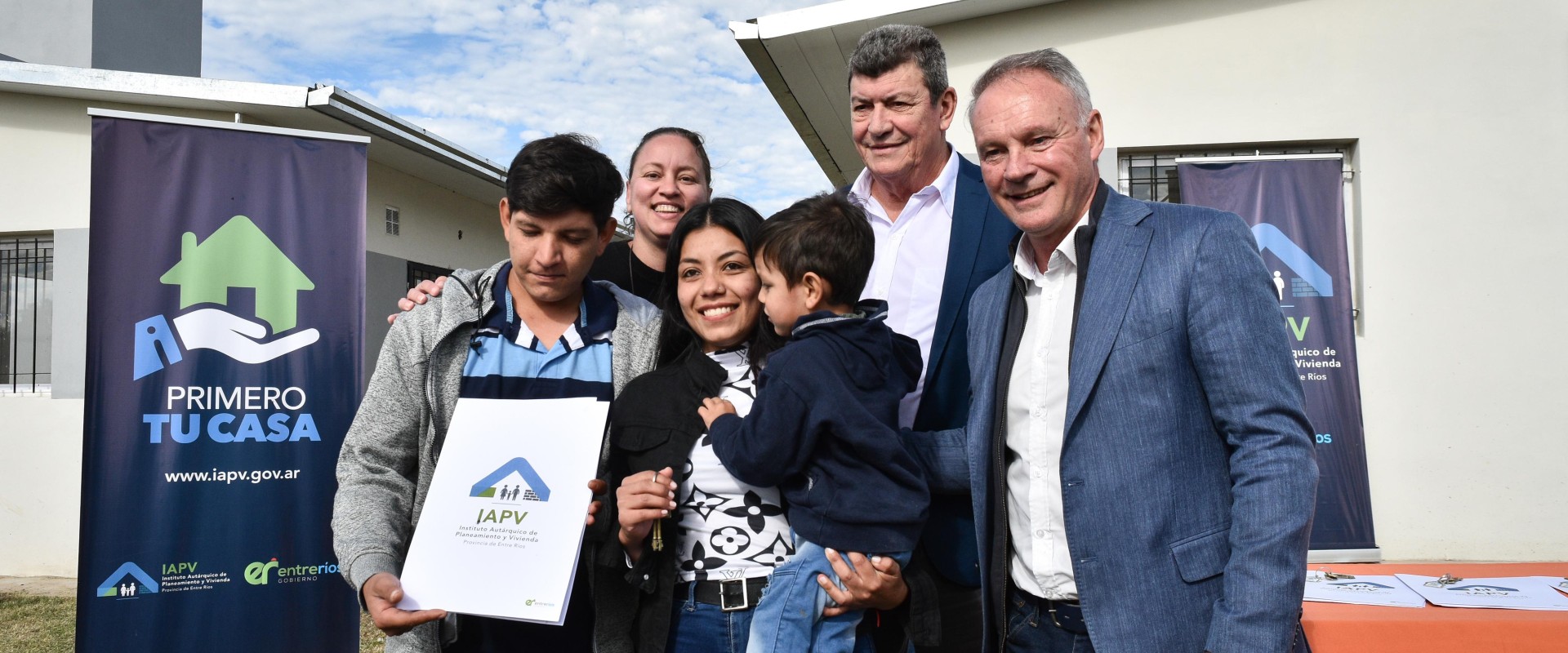 Se entregaron ocho nuevas viviendas en Villa del Rosario