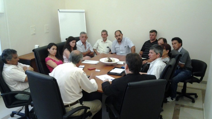 El titular del IAPV se reunió con representantes de las Juntas de Gobierno de Diamante