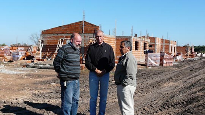 Más de 400 viviendas están en plena ejecución en Concepción del Uruguay